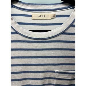 AE77 Women’s Stripped T-Shirt, Large